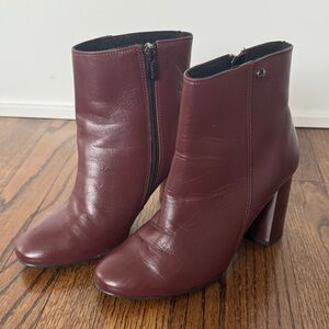 Elegant Burgundy Ankle Boots